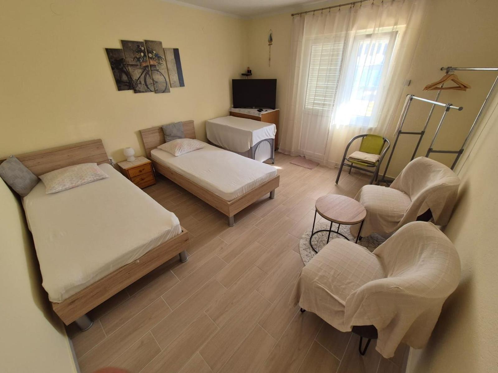 Apartman Davorka Карлобаг Экстерьер фото